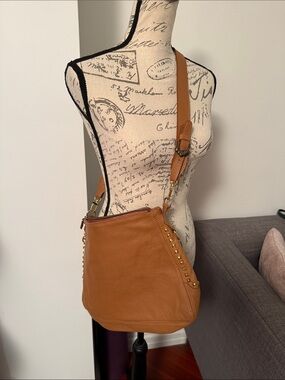 Las Pepas - Argentinian Tan Leather bag with Gold Stud Trim details
